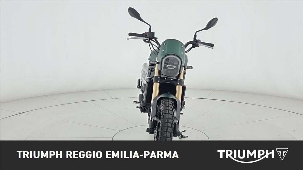 BENELLI Leoncino 800 
