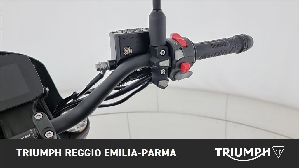 BENELLI Leoncino 800 