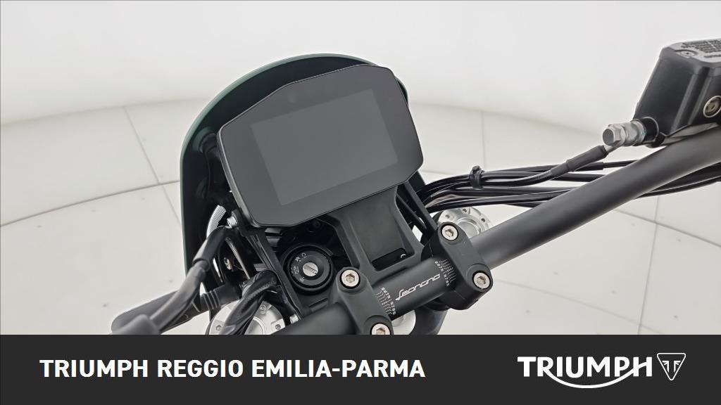 BENELLI Leoncino 800 