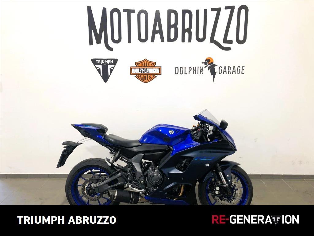 YAMAHA YZF R7 690 Abs
