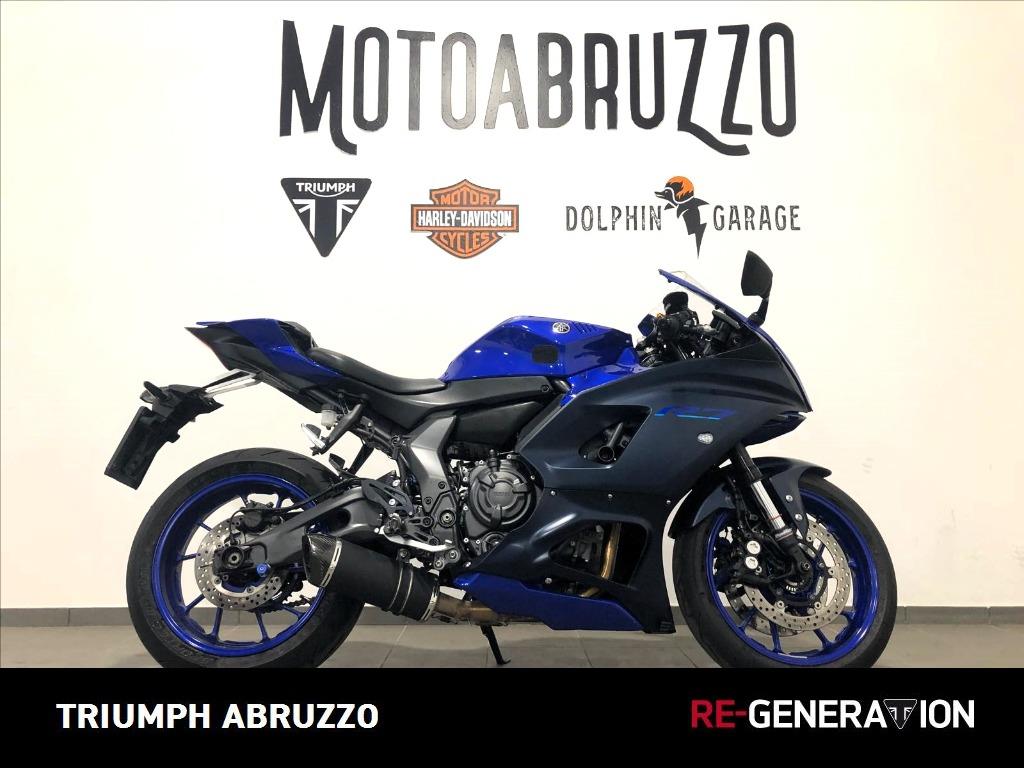 YAMAHA YZF R7 690 Abs