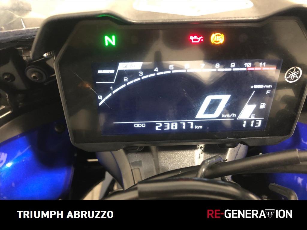 YAMAHA YZF R7 690 Abs