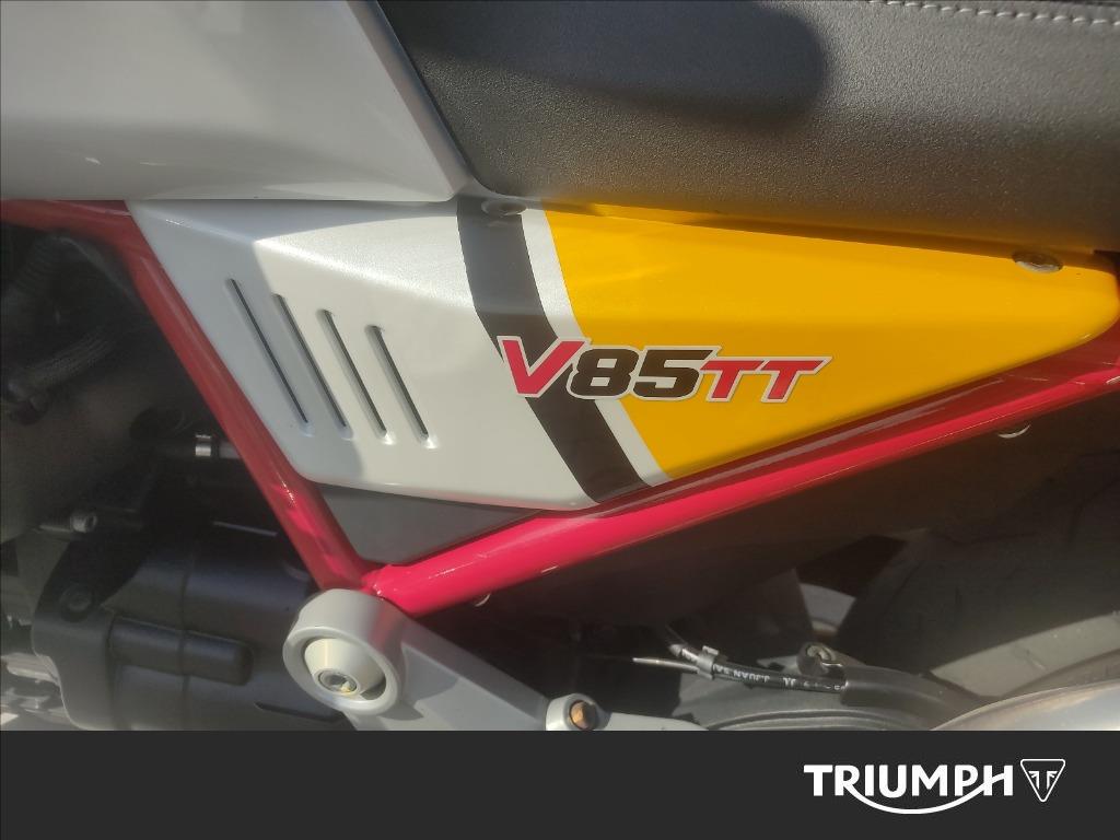 MOTO GUZZI V85 TT Evocative Graphics Abs
