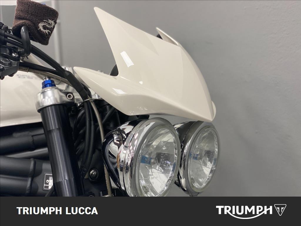TRIUMPH Speed Triple 1050 