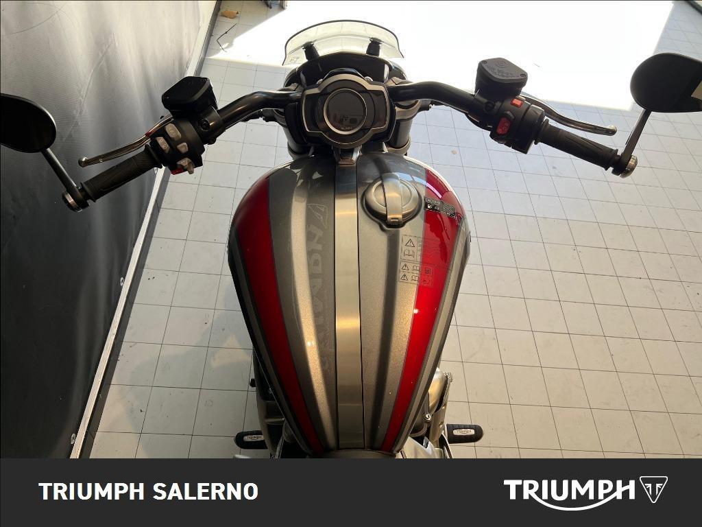 TRIUMPH Rocket III 2500 R