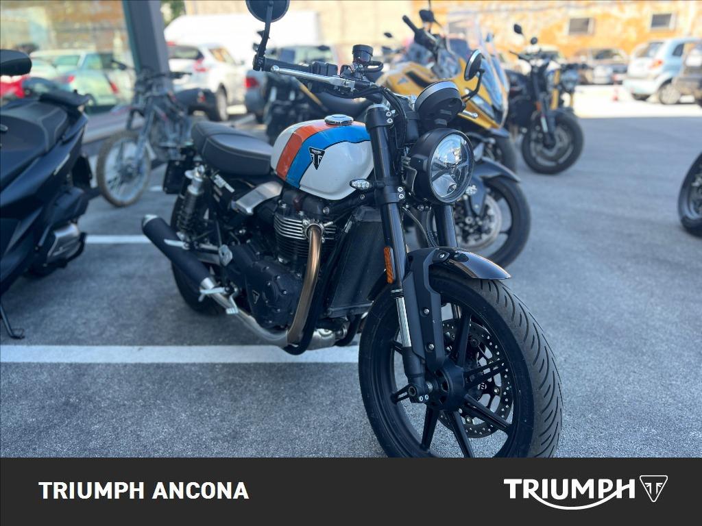 TRIUMPH Speed Twin 900 Pure White/Blue/Orange Abs