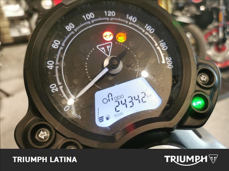 TRIUMPH Street Twin 900 