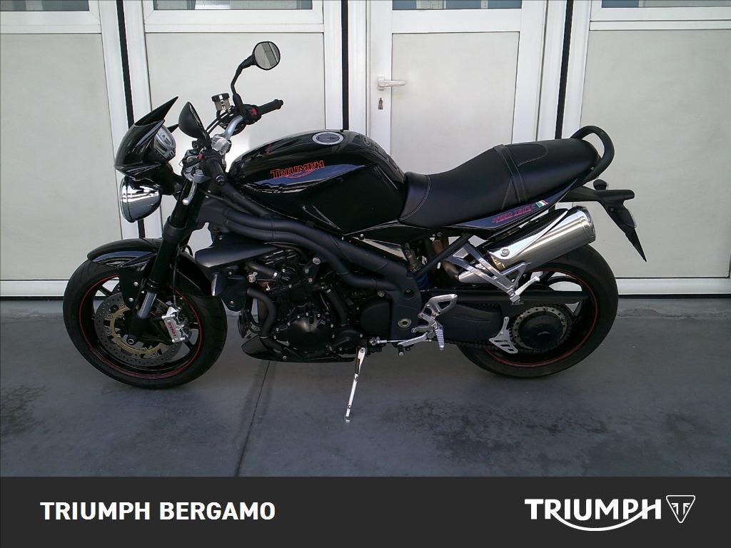 TRIUMPH Speed Triple 1050 SE