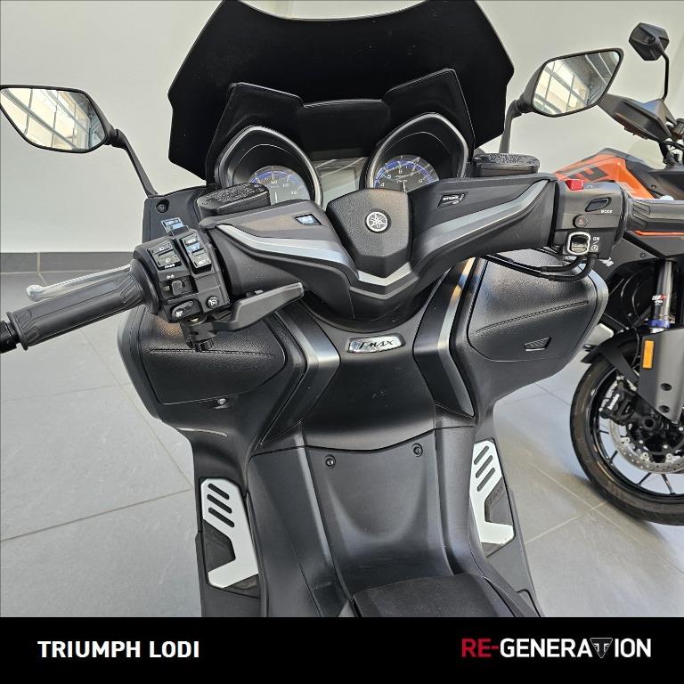 YAMAHA T-Max 560 Tech Max Abs