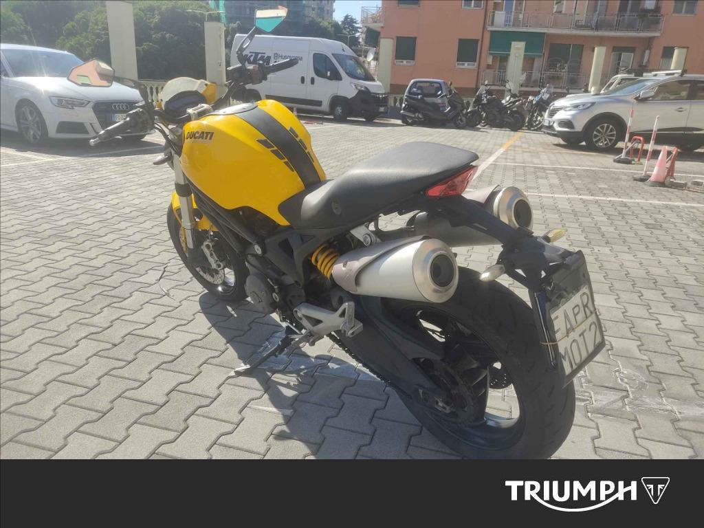 DUCATI Monster 696 