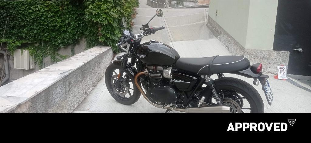 TRIUMPH Street Twin 900 