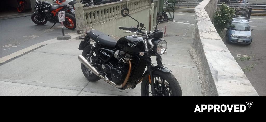 TRIUMPH Street Twin 900 