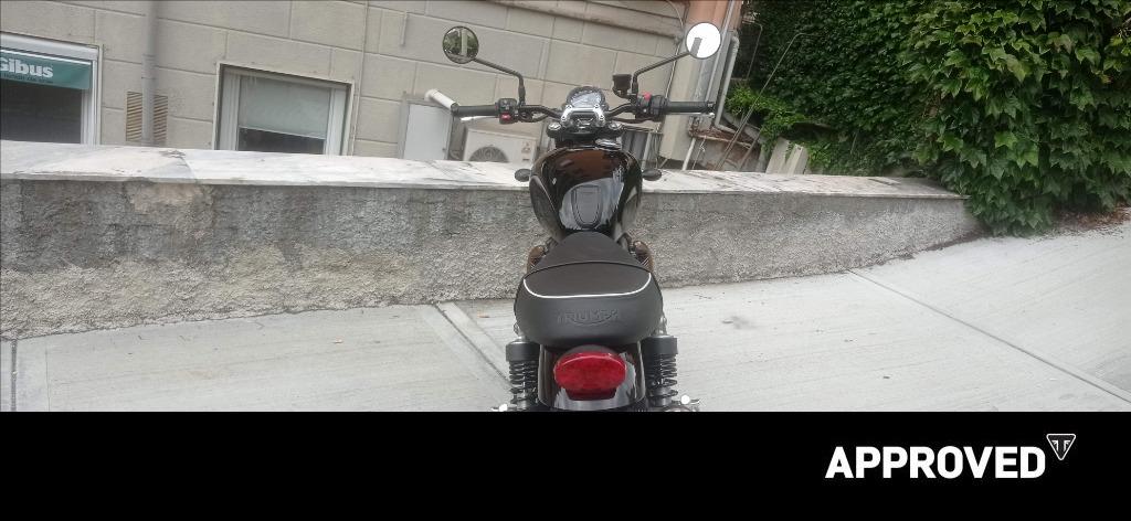 TRIUMPH Street Twin 900 