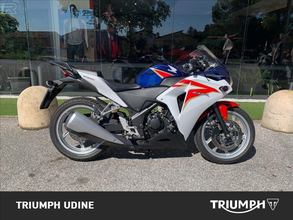 HONDA CBR 250 R 