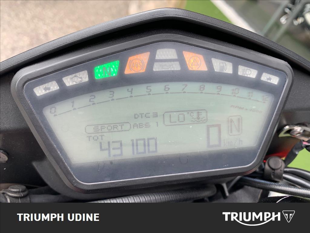 DUCATI Hypermotard 939 Red
