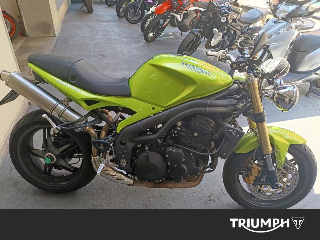 TRIUMPH Speed Triple 1050 