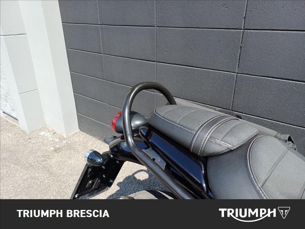 TRIUMPH Street Scrambler 900 