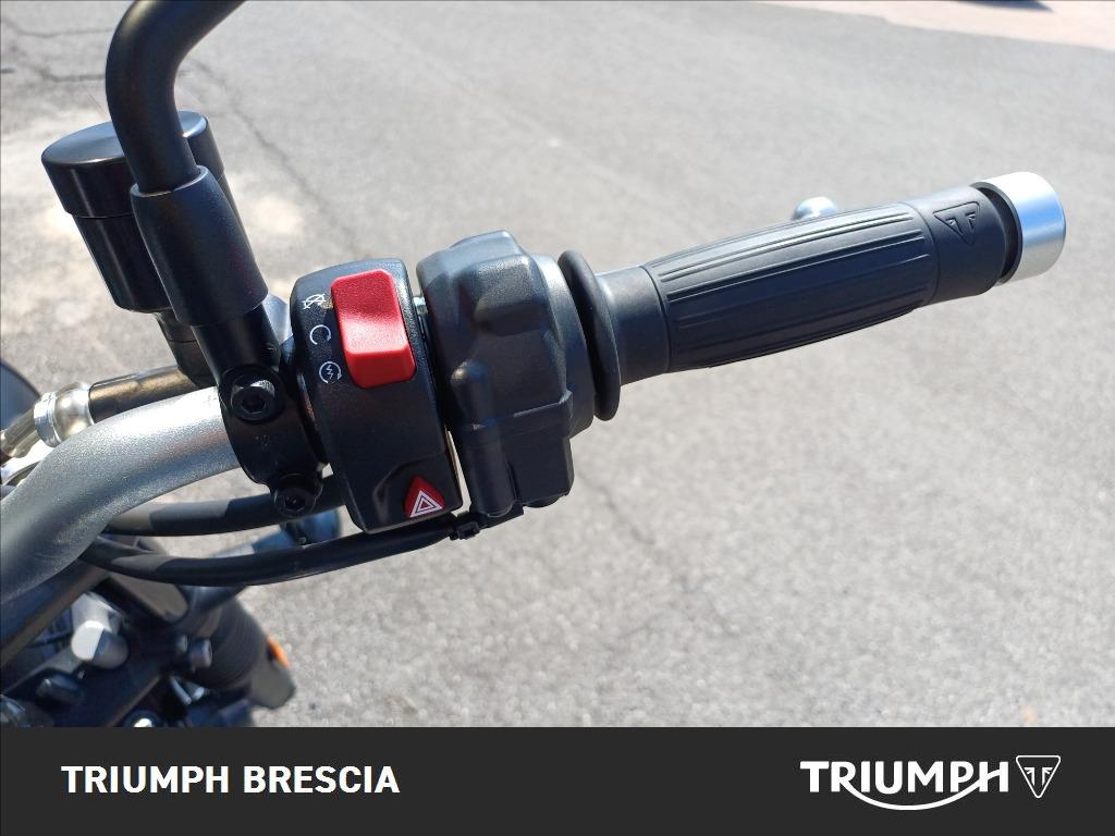 TRIUMPH Street Scrambler 900 
