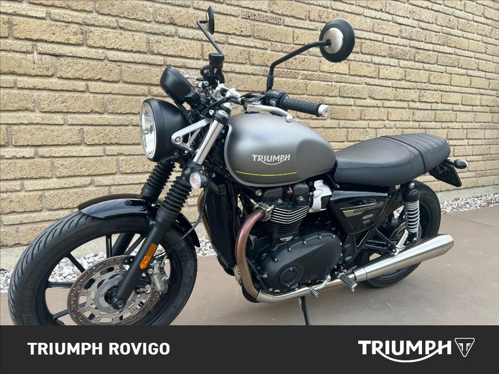 TRIUMPH Street Twin 900 