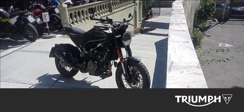 HUSQVARNA Svartpilen 125 4T