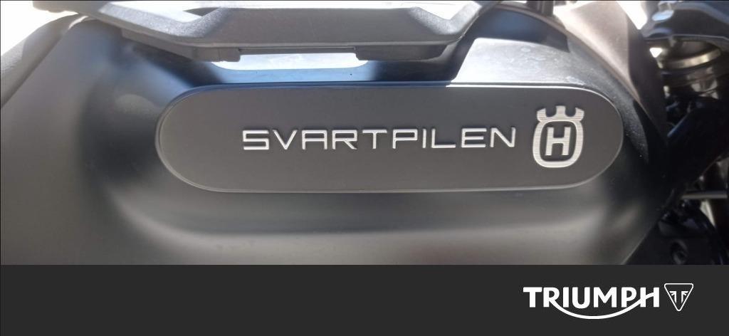HUSQVARNA Svartpilen 125 4T