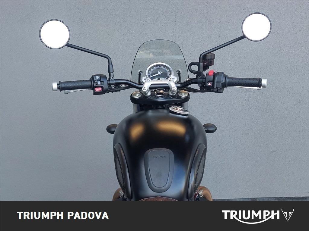 TRIUMPH Street Twin 900 