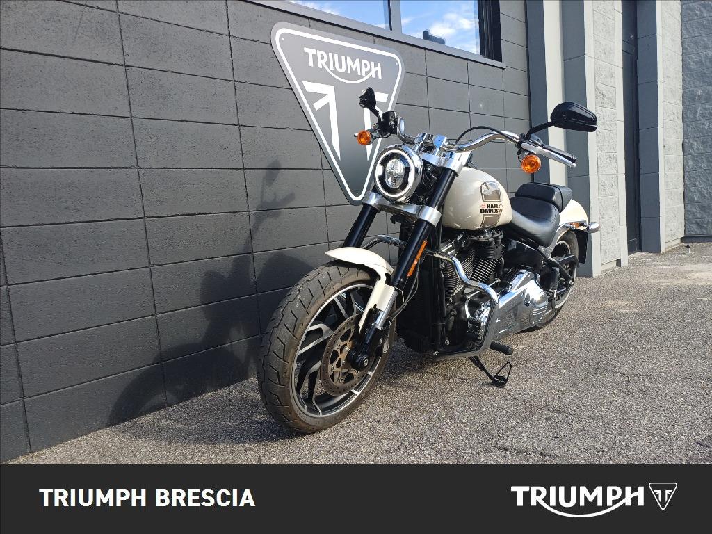 HARLEY DAVIDSON Sport Glide 107 1745 Custom Colour abs