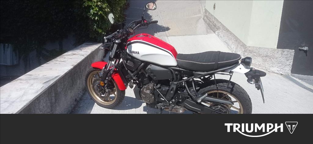 YAMAHA XSR 700 Abs