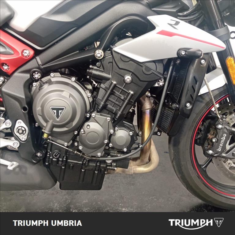 TRIUMPH Street Triple 765 R Low seat