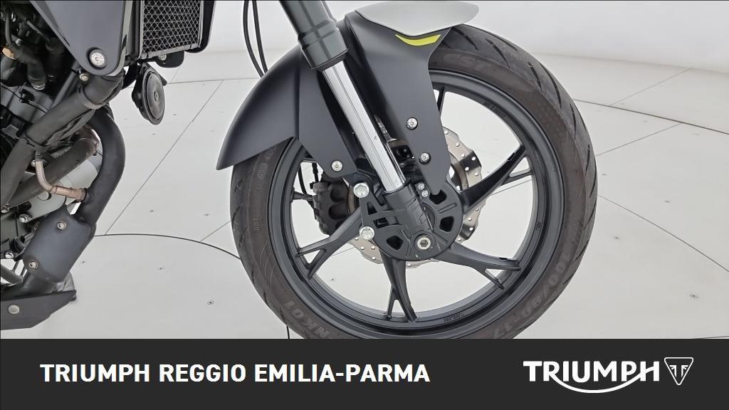 BENELLI Leoncino 125 