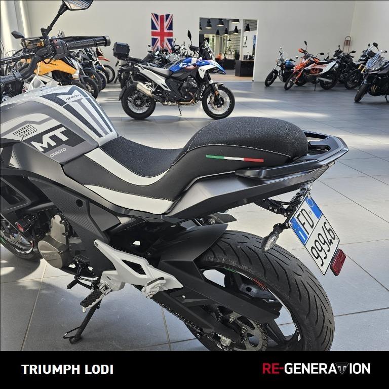 CFMOTO 650 MT Abs