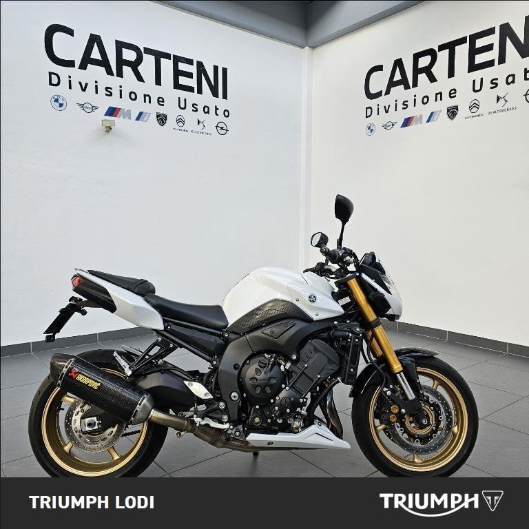 YAMAHA FZ8 780 