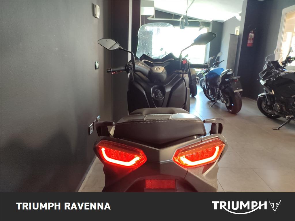 YAMAHA X-Max 300 Abs