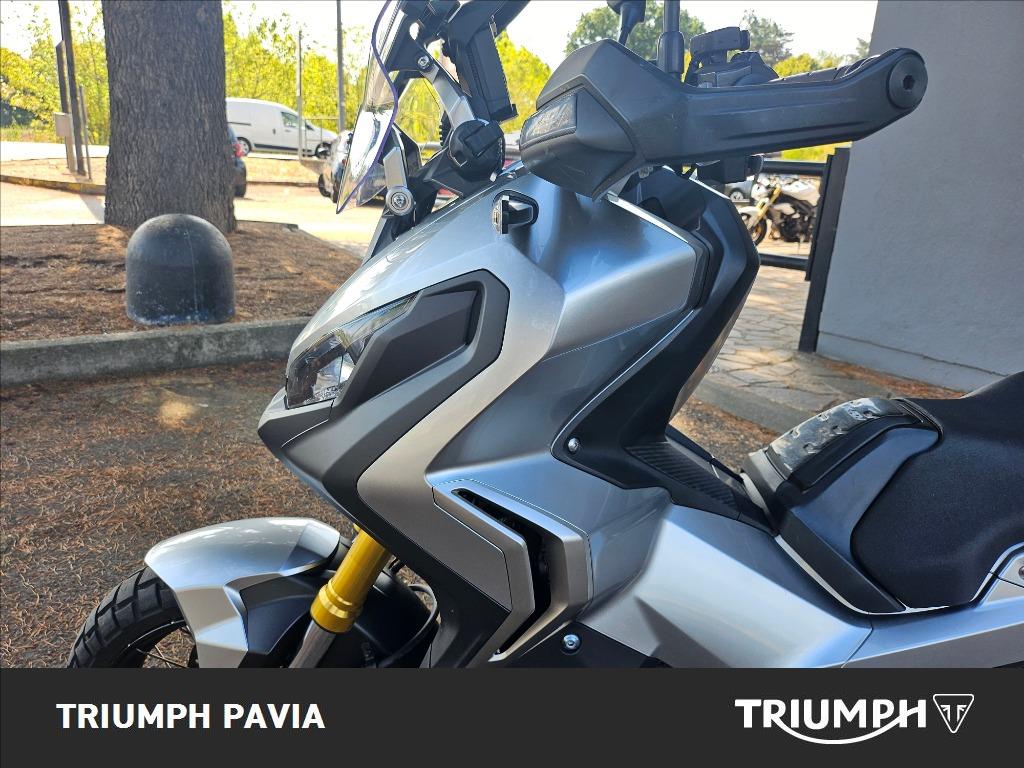 HONDA X-ADV 750 DCT Abs