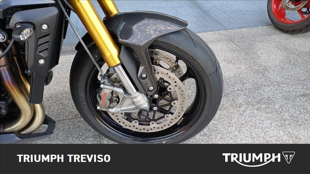 TRIUMPH Speed Triple 1200 RX Abs #6