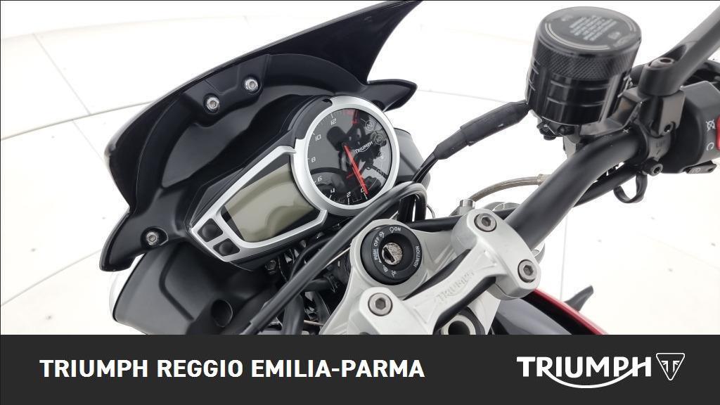 TRIUMPH Street Triple 675 R