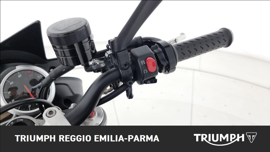 TRIUMPH Street Triple 675 R
