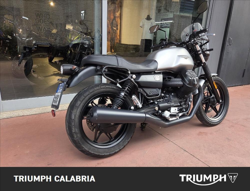 MOTO GUZZI V7 850 Stone Abs