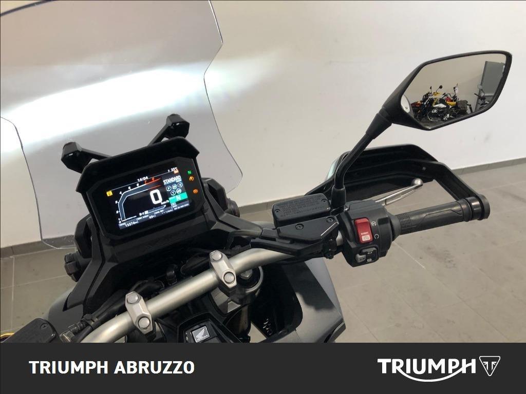 HONDA X-ADV 750 DCT Abs