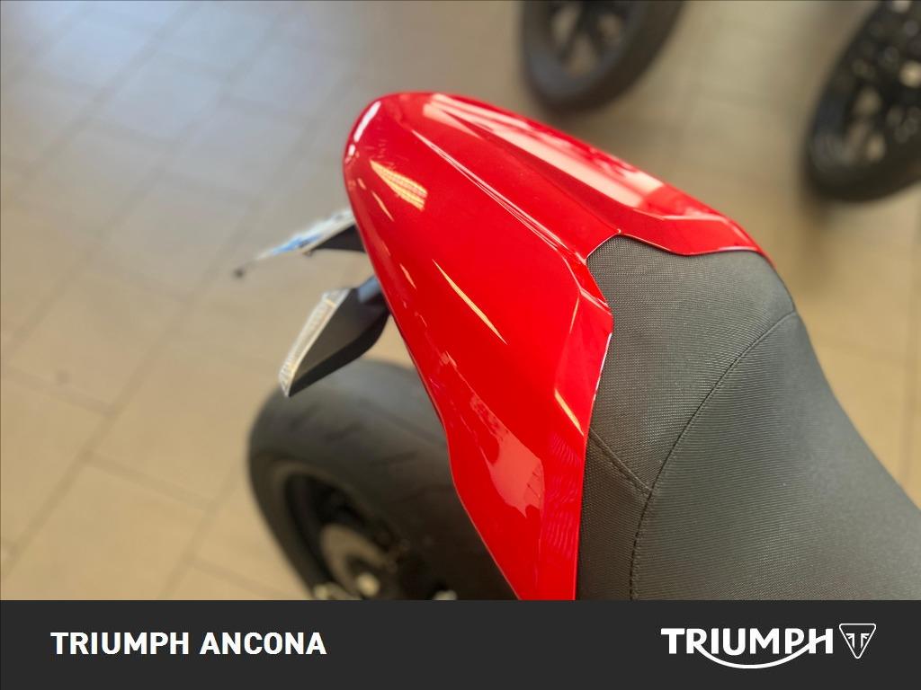 DUCATI Monster 797 plus Red
