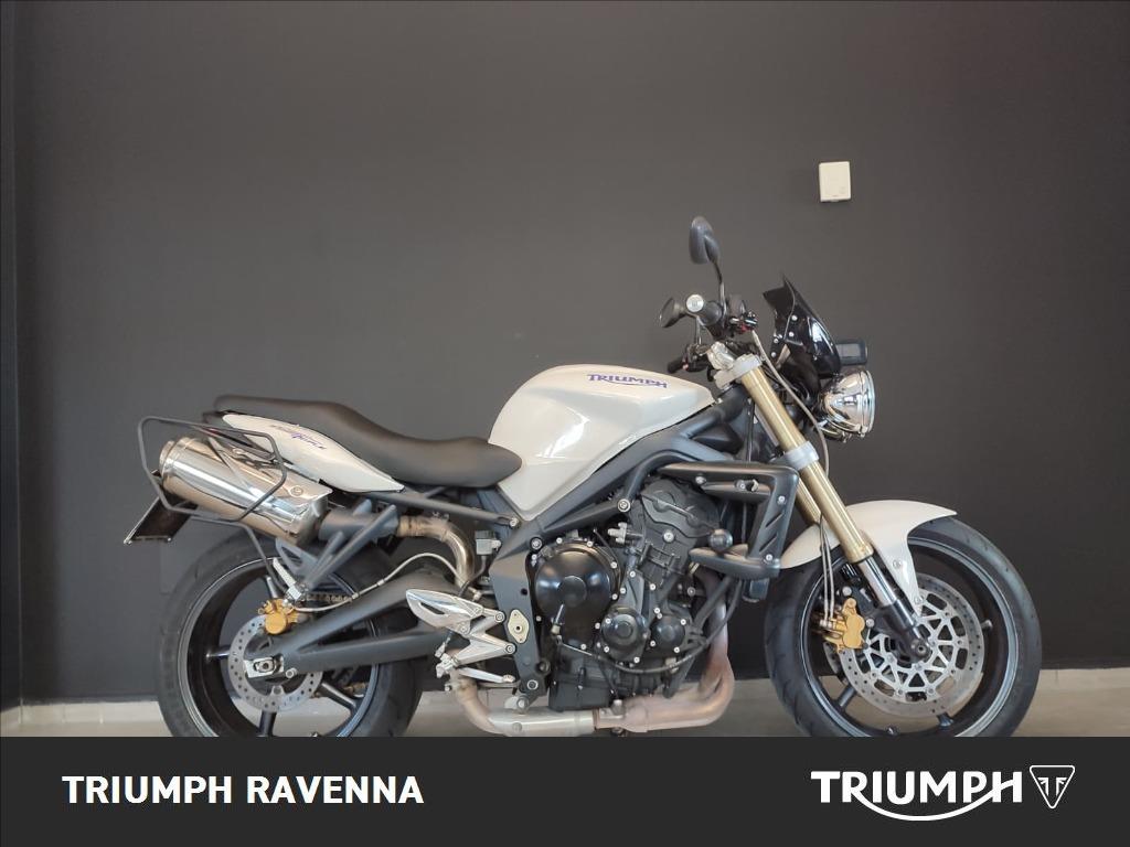 TRIUMPH Street Triple 675 