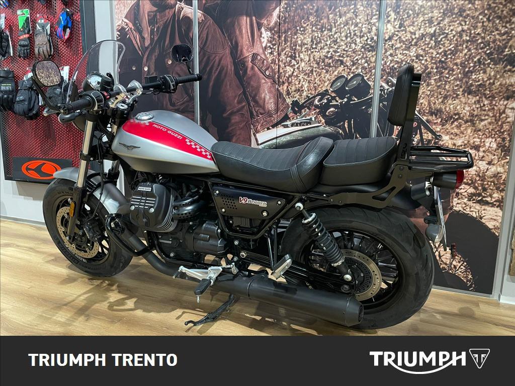 MOTO GUZZI V9 850 Bobber