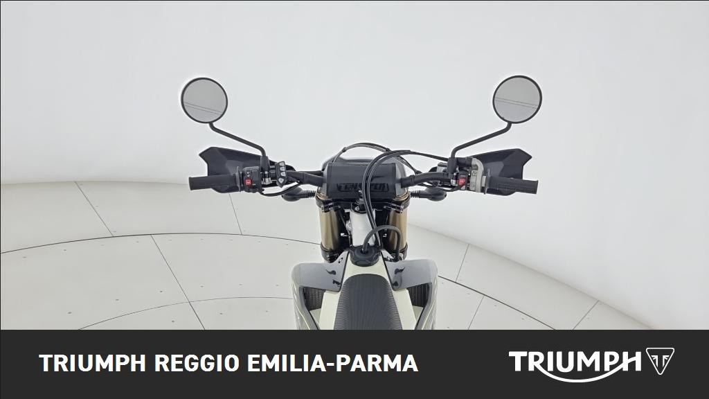 TRIUMPH TF 250 E Abs