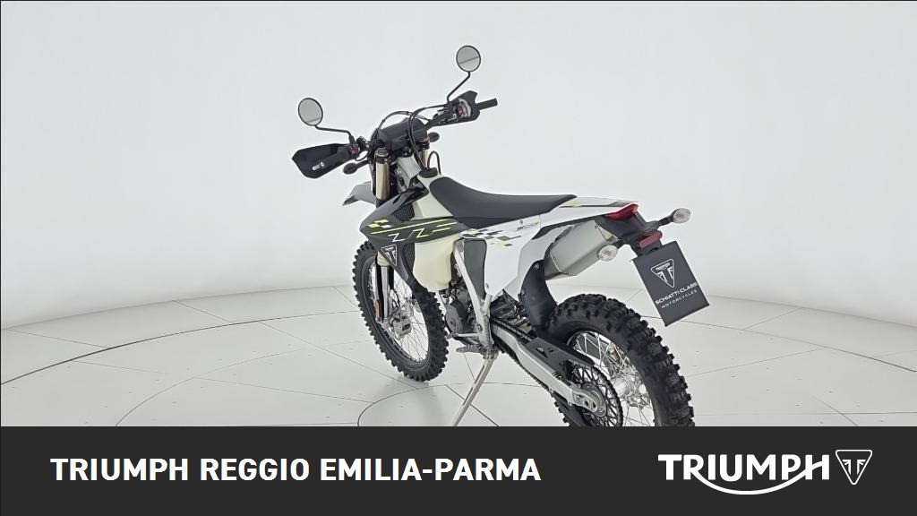 TRIUMPH TF 250 E Abs #2