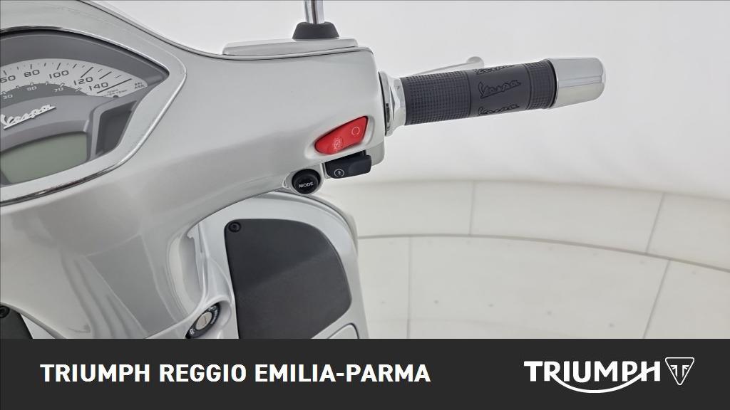 VESPA Vespa GTS 300 SE 70th abs