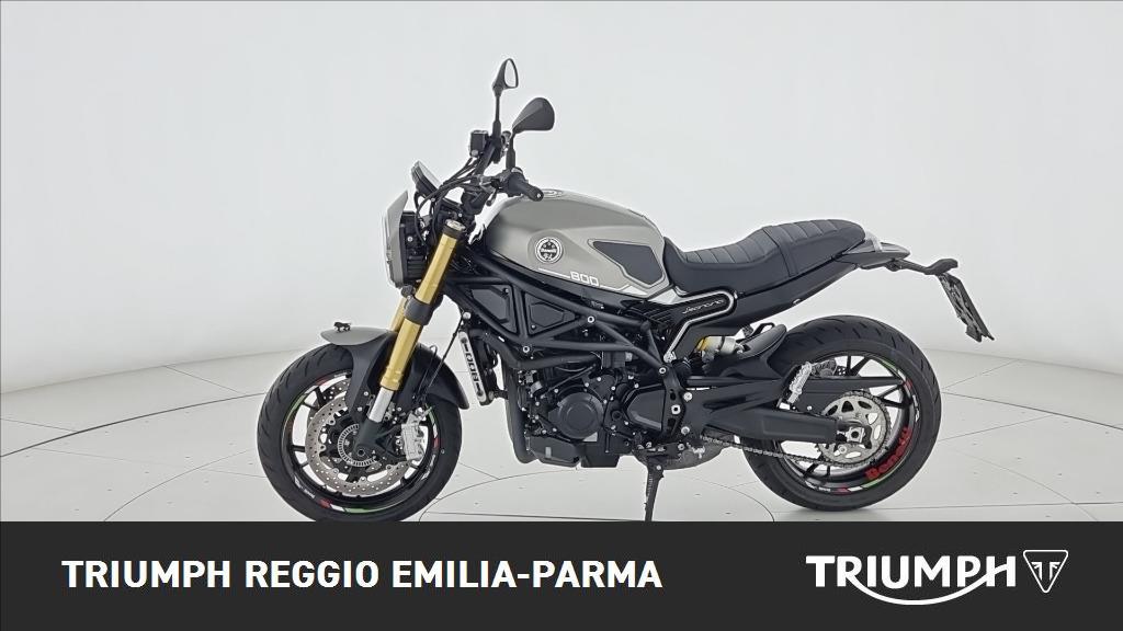 BENELLI Leoncino 800 