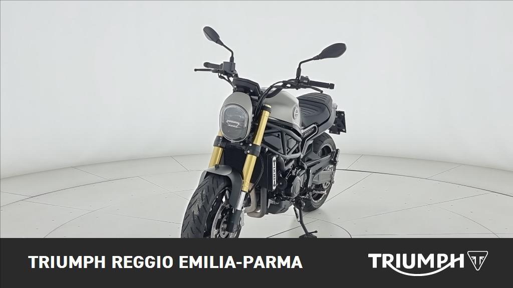 BENELLI Leoncino 800 