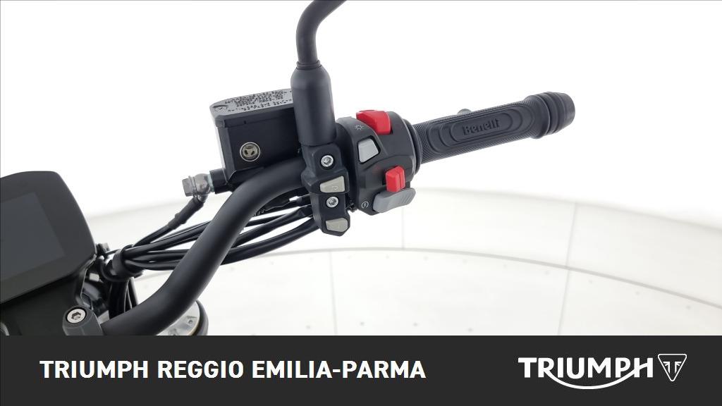 BENELLI Leoncino 800 