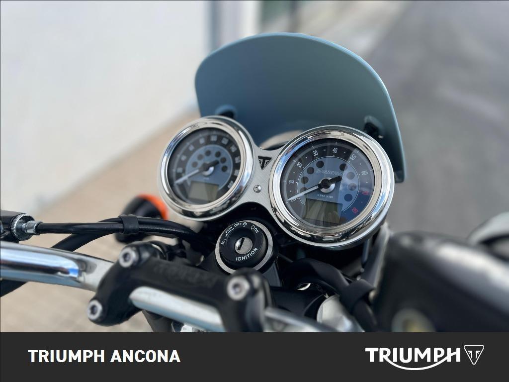 TRIUMPH Bonneville 900 T100 E5