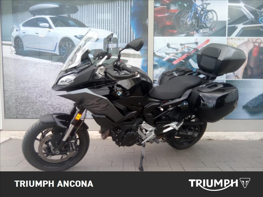 BMW F 900 XR Triple Black Abs